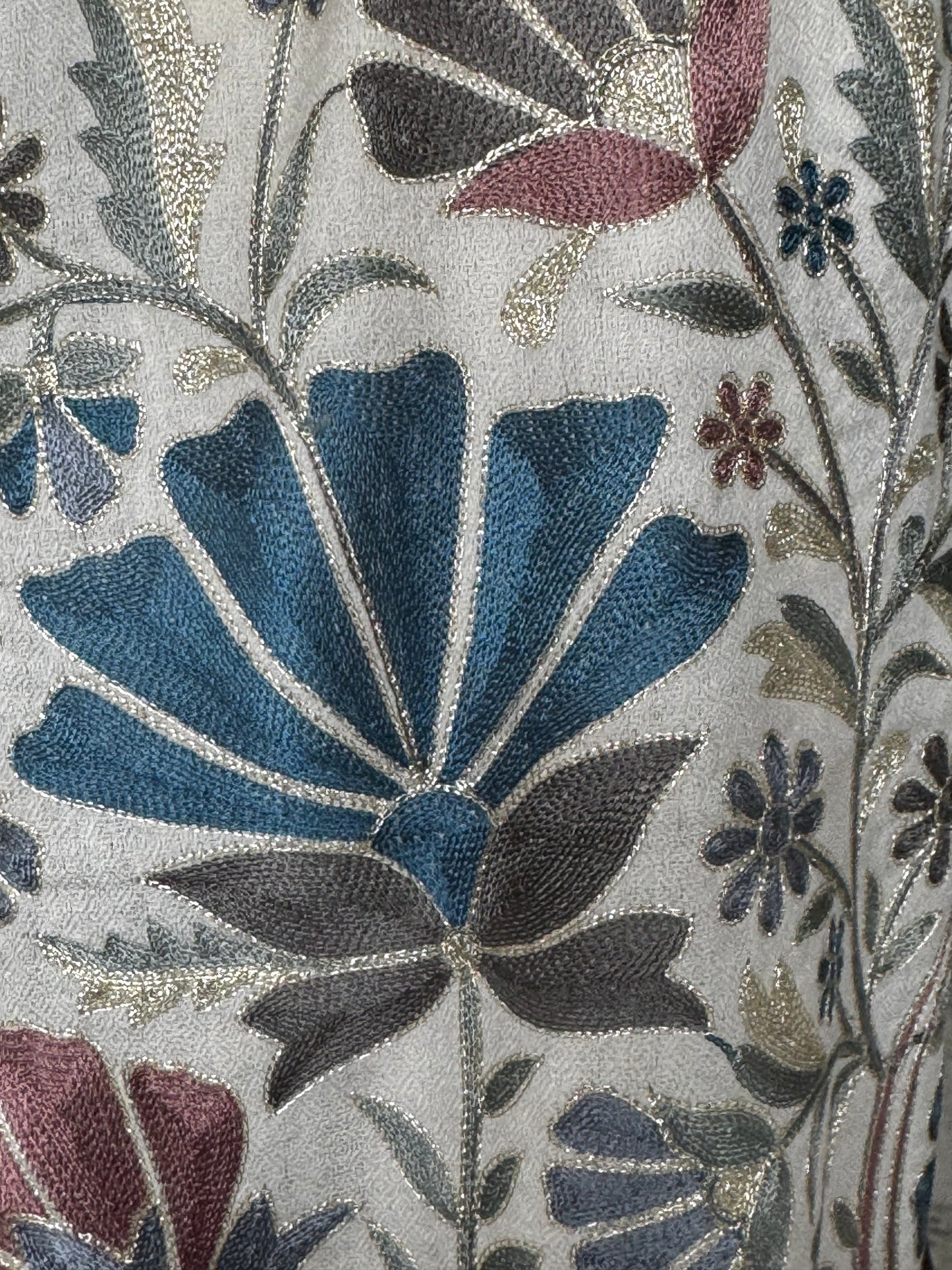 Super Soft Fine Wool Stole With Embroidery