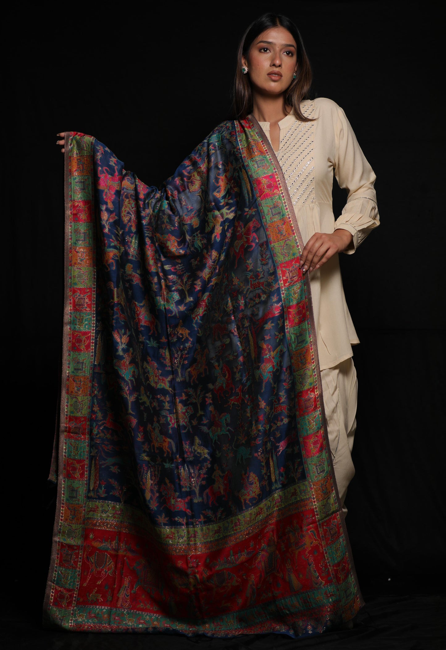 Silk kavi shikargah dupatta